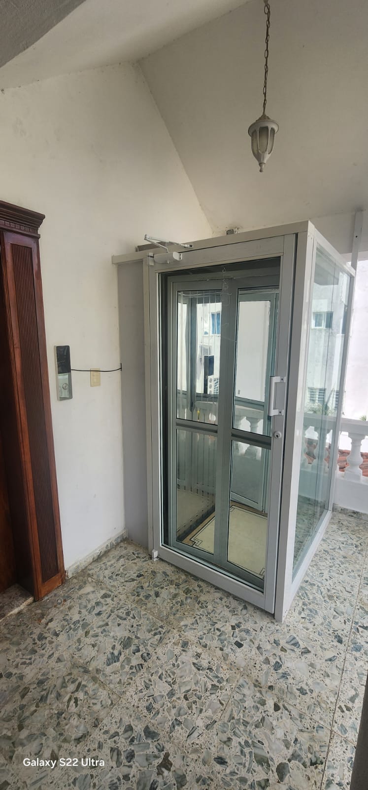 Ascensor Panorámico con Puertas de Seguridad